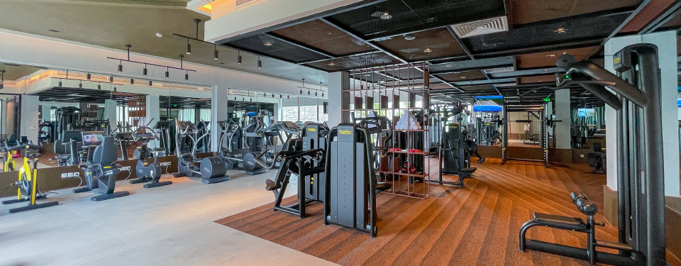 Trang thiết bị đầy đủ và hiện đại phòng Gym tại New World Phú Quốc Resort.